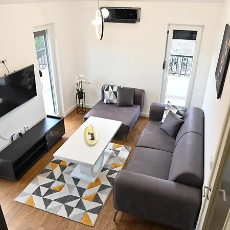 Apartment Shine 29